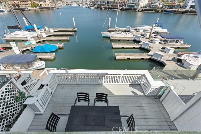 Detail Gallery Image 20 of 38 For 4053 Aladdin Dr, Huntington Beach,  CA 92649 - 3 Beds | 2/1 Baths