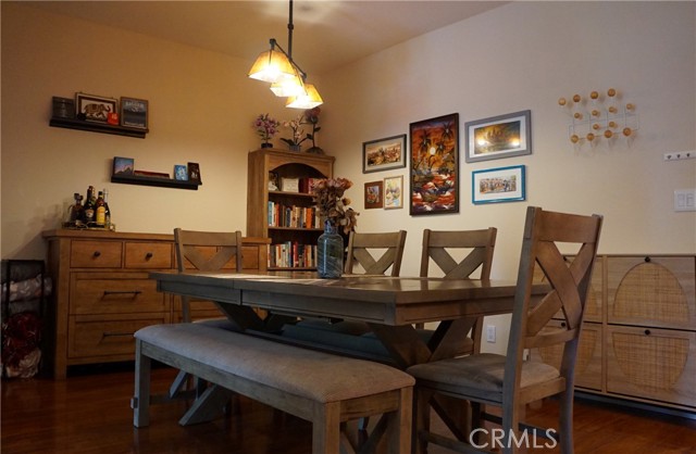 11225 Peach Grove Street, 202 photo 8