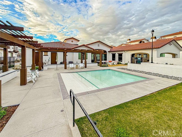 Detail Gallery Image 62 of 73 For 246 San Miguel Island Dr, Camarillo,  CA 93012 - 4 Beds | 2/1 Baths