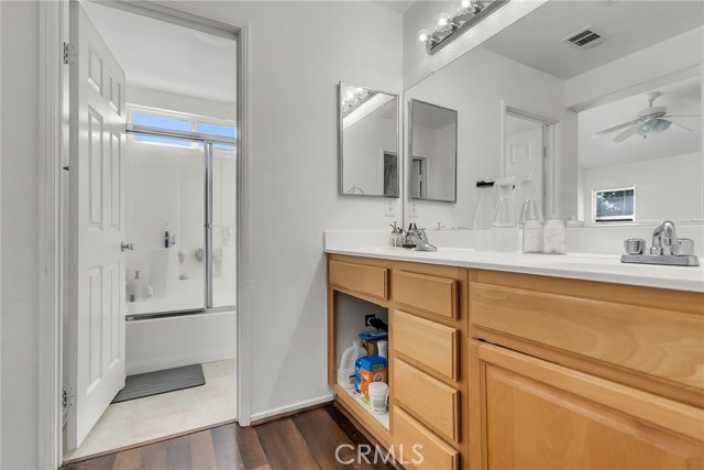 277 Avenida San Miguel, Perris CA: https://media.crmls.org/medias/1389c3e7-a0ec-40cf-a7fb-6f8f8f007667.jpg