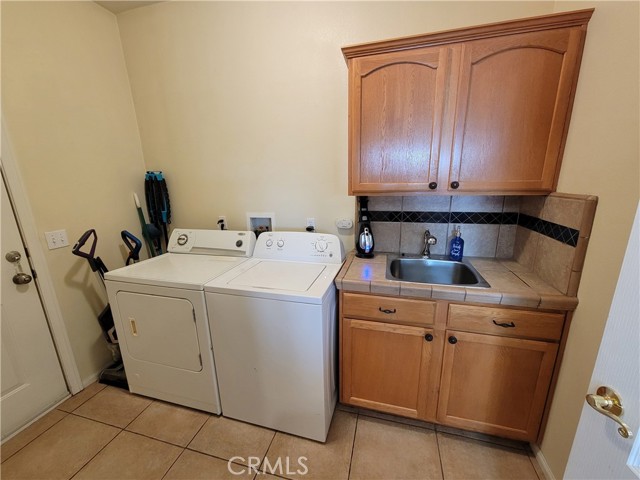 7022 Rio Vista, Hesperia CA: https://media.crmls.org/medias/138a7145-879b-491c-a12e-2730027d88bc.jpg
