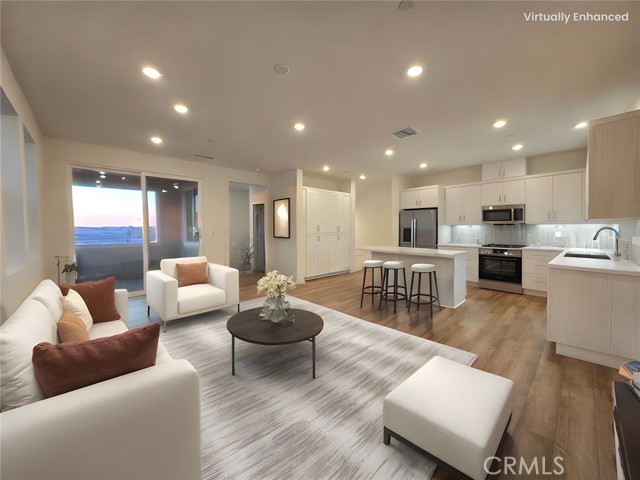 Detail Gallery Image 11 of 40 For 5961 Huntington Dr, Corona,  CA 92880 - 3 Beds | 2/1 Baths