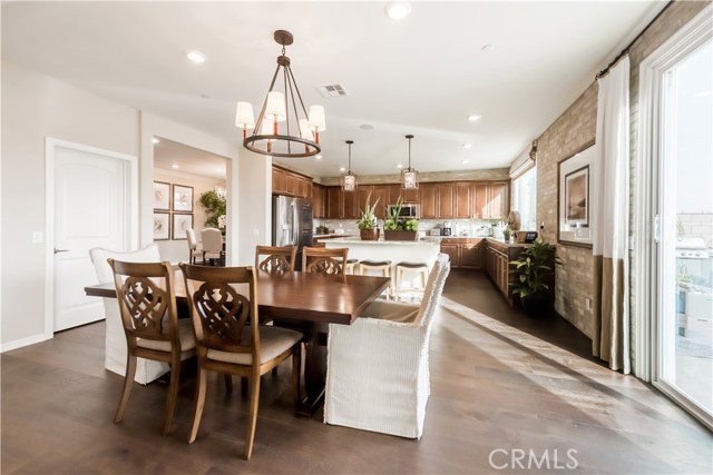 Detail Gallery Image 7 of 25 For 11829 Confluence Dr, Jurupa Valley,  CA 91752 - 5 Beds | 3 Baths