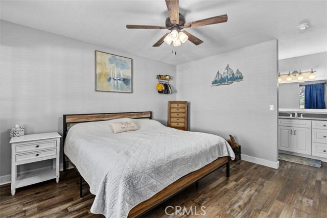 Detail Gallery Image 23 of 45 For 30698 Long Point, Canyon Lake,  CA 92587 - 3 Beds | 2 Baths