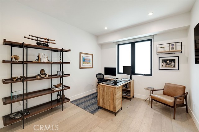 622 1st Place, Hermosa Beach, California 90254, 4 Bedrooms Bedrooms, 0 ,1 BathroomBathrooms,Residential,For Sale,1st,0,SB26146111