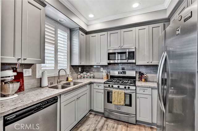 98 Hinterland Way, Ladera Ranch CA: https://media.crmls.org/medias/138c2a51-d904-4754-89c0-207bc4190590.jpg