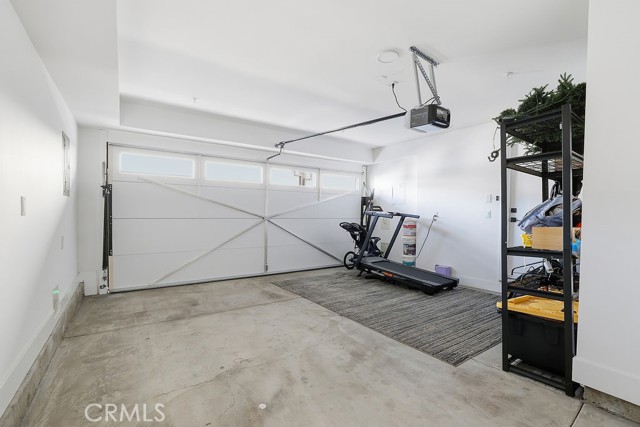 Detail Gallery Image 23 of 32 For 6511 N Contour Ln, North Hollywood,  CA 91606 - 3 Beds | 3/1 Baths