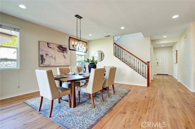 Detail Gallery Image 11 of 44 For 24509 Rosette Ln, Valencia,  CA 91354 - 5 Beds | 3 Baths