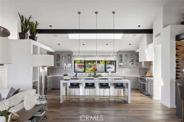 Detail Gallery Image 8 of 33 For 44 Sea Cove Dr, Rancho Palos Verdes,  CA 90275 - 4 Beds | 4/1 Baths