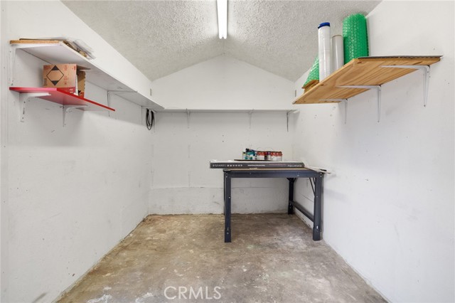 Detail Gallery Image 25 of 34 For 10530 Mcvine Ave, Sunland,  CA 91040 - 2 Beds | 2 Baths