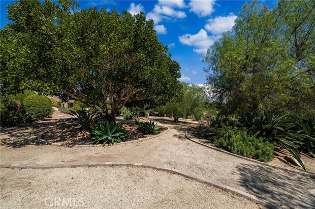 3012 Ridge Creek Drive, Fallbrook CA: https://media.crmls.org/medias/138fc309-9473-4a3b-9c7e-deb219805485.jpg