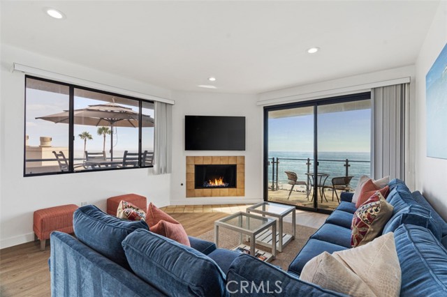 111 Tamarack Avenue #306, Carlsbad, CA, 92008 111 Tamarack Avenue #306, Carlsbad, CA, 92008