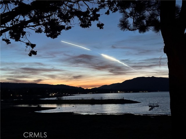 Detail Gallery Image 3 of 6 For 202 S Eagle Dr, Big Bear Lake,  CA 92315 - 5 Beds | 5 Baths