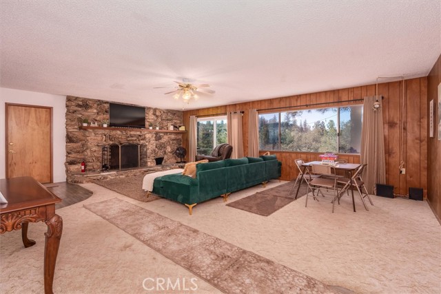 Detail Gallery Image 8 of 46 For 42324 Buckeye Rd, Oakhurst,  CA 93644 - 3 Beds | 2 Baths