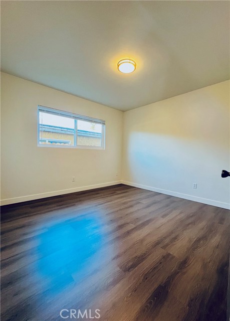 Detail Gallery Image 5 of 8 For 4152 Manhattan Beach Bld #2,  Lawndale,  CA 90260 - 2 Beds | 1 Baths