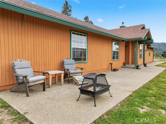 Detail Gallery Image 4 of 54 For 6132 Chowchilla Mountain, Mariposa,  CA 95338 - 3 Beds | 2 Baths