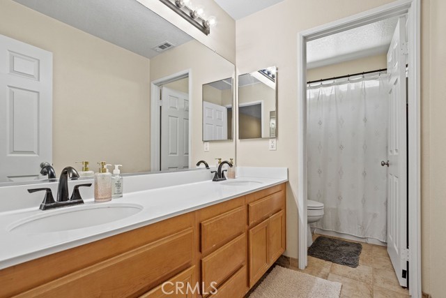 Detail Gallery Image 26 of 44 For 23632 Coast Live Oak, Murrieta,  CA 92562 - 6 Beds | 3 Baths