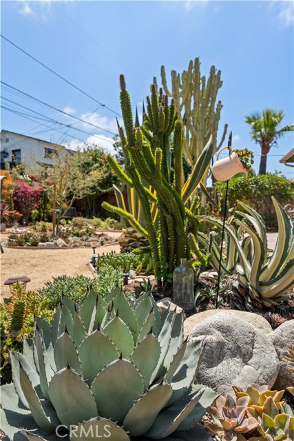 Detail Gallery Image 18 of 25 For 17820 Florwood Ave, Torrance,  CA 90504 - 4 Beds | 3 Baths