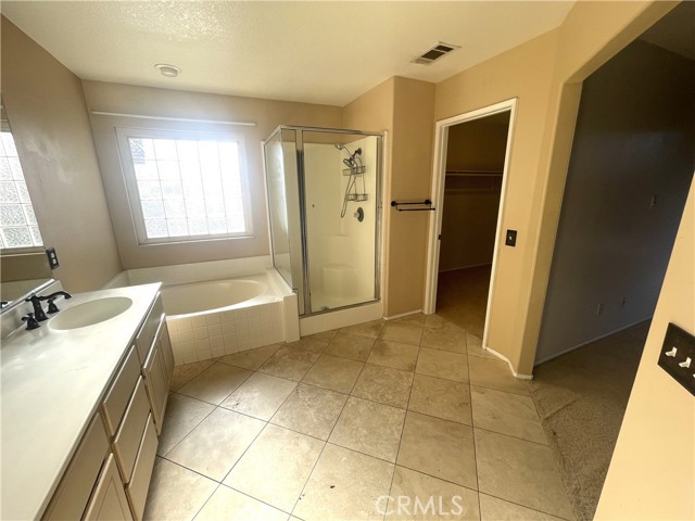 Detail Gallery Image 12 of 23 For 14782 Aloe Rd, Victorville,  CA 92394 - 4 Beds | 2/1 Baths