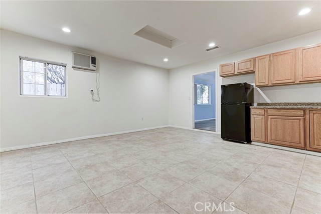 Detail Gallery Image 21 of 54 For 6648 Gaviota Ave, Lake Balboa,  CA 91406 - 4 Beds | 4 Baths