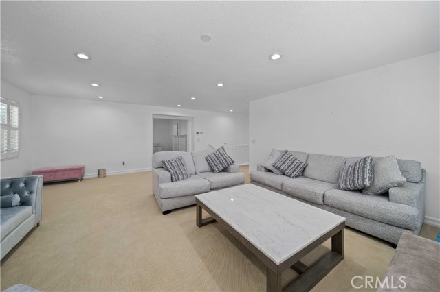 Detail Gallery Image 12 of 23 For 7501 W Avenue L11, Lancaster,  CA 93536 - 5 Beds | 3 Baths