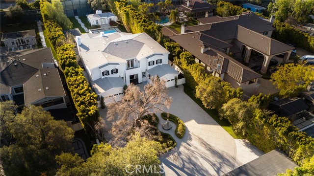 Detail Gallery Image 9 of 59 For 17528 Jayden Ln, Encino,  CA 91316 - 7 Beds | 10/1 Baths