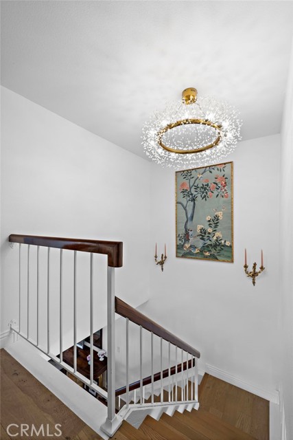 Detail Gallery Image 11 of 29 For 12 Encore Ct, Newport Beach,  CA 92663 - 4 Beds | 2/1 Baths