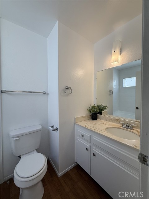 Image 16 of 20 For 335 Stetson Avenue