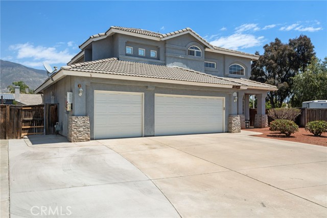 Detail Gallery Image 2 of 63 For 879 Glider Pl, San Jacinto,  CA 92582 - 5 Beds | 3 Baths