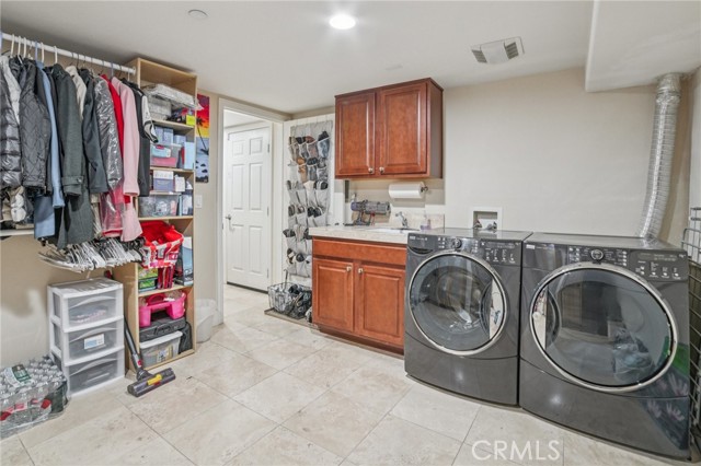 Detail Gallery Image 27 of 34 For 3804 Howard Ave, Los Alamitos,  CA 90720 - 3 Beds | 2/1 Baths