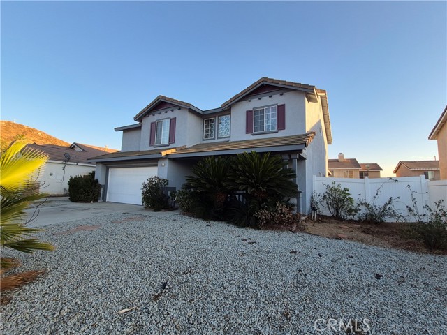 Detail Gallery Image 3 of 3 For 1011 Huntington Way, Perris,  CA 92571 - 4 Beds | 2/1 Baths