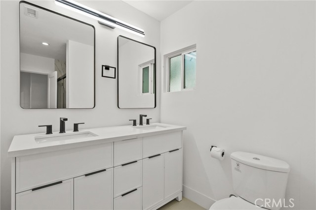 13817 Bromwich Street, Arleta CA: https://media.crmls.org/medias/1399913b-7de1-443a-9dfe-dc016c3427d3.jpg
