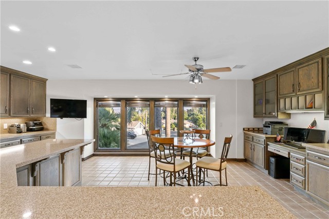 3225 Yardley Place, Simi Valley CA: https://media.crmls.org/medias/139992eb-42fc-4e37-b1e9-4d9f929f50c1.jpg