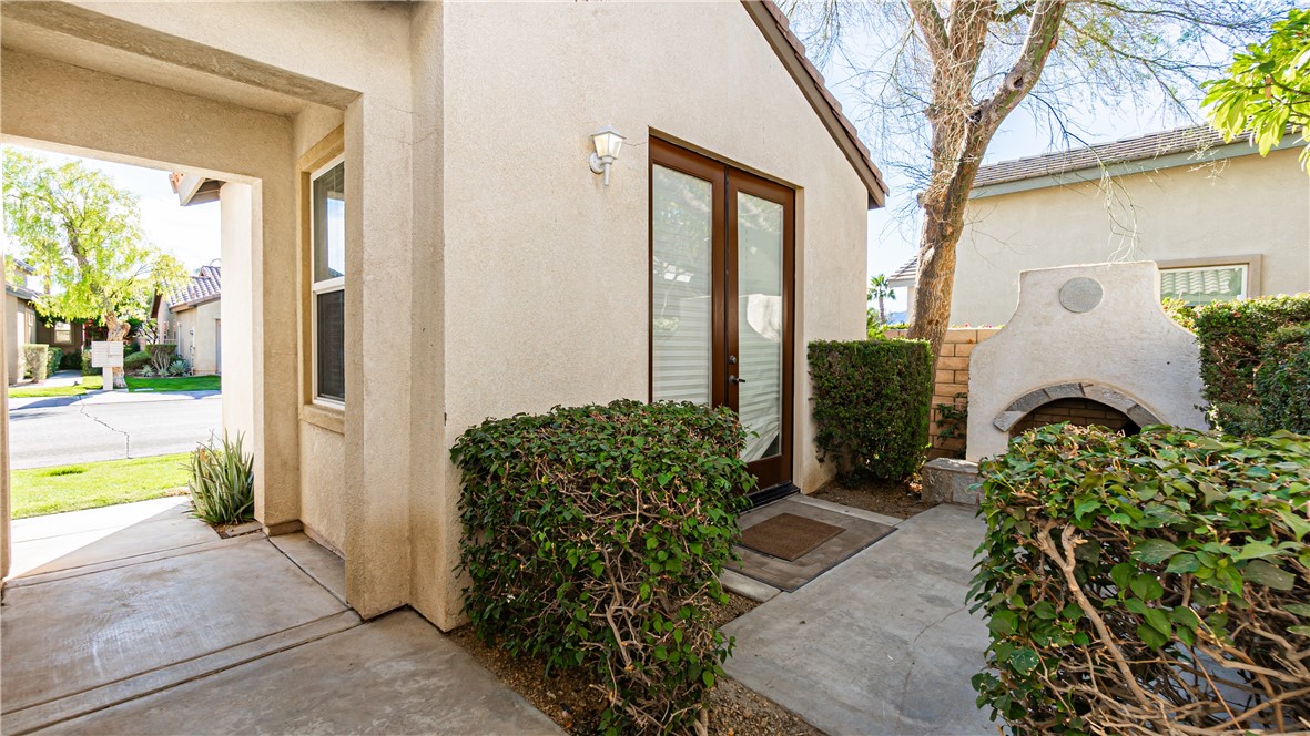 Detail Gallery Image 4 of 11 For 82630 Redford Way, Indio,  CA 92201 - 4 Beds | 3 Baths