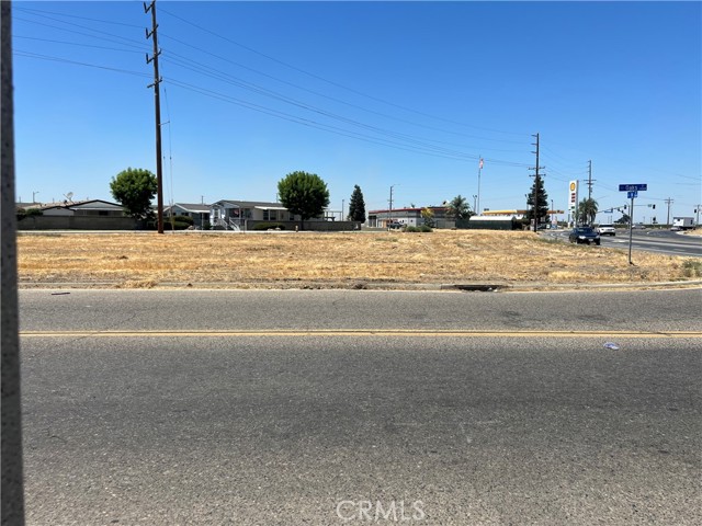 Detail Gallery Image 2 of 12 For 1 M St, Tulare,  CA 93274 - – Beds | – Baths