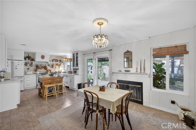 Detail Gallery Image 13 of 55 For 29737 Calle Palmas, Temecula,  CA 92591 - 4 Beds | 3 Baths