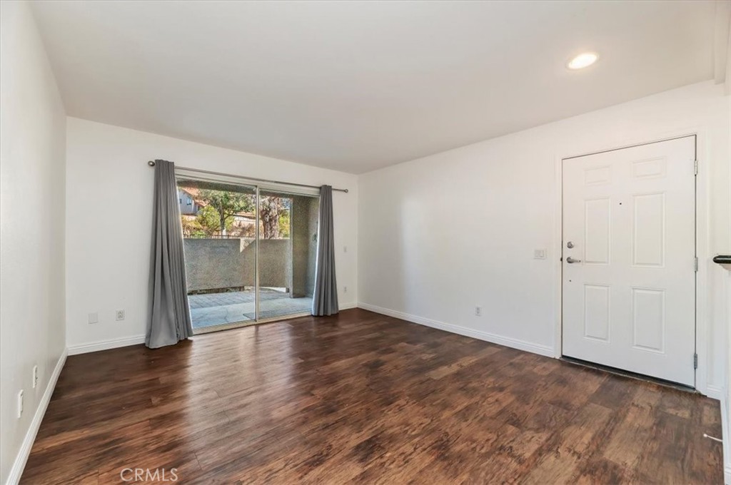 MLS #IV25258101 image #6