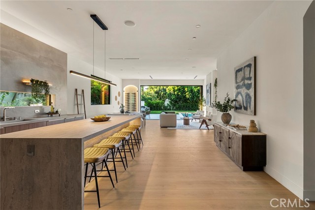 17827 Miranda Street, Encino CA: https://media.crmls.org/medias/139dda22-958d-4883-9d59-42408f2c3cf4.jpg
