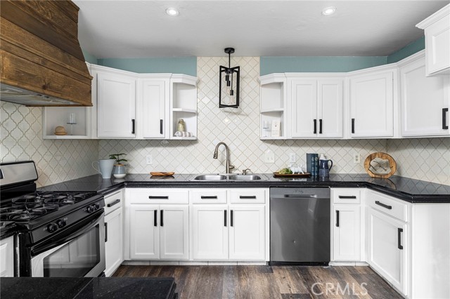 Detail Gallery Image 14 of 46 For 22 Coventry Dr, Oroville,  CA 95966 - 3 Beds | 2 Baths