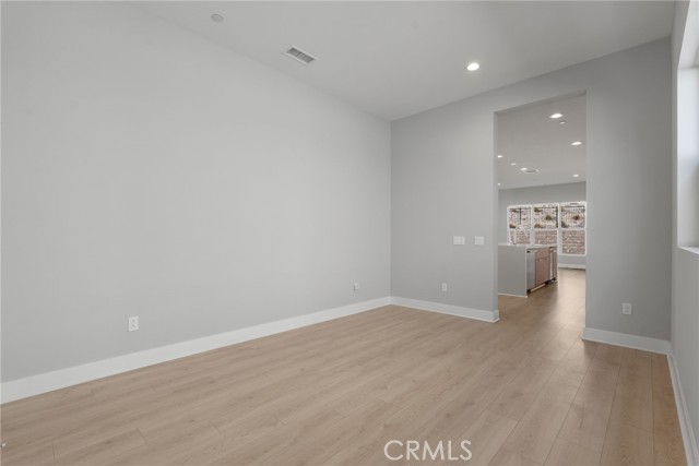 Detail Gallery Image 19 of 53 For 20637 W Hummingbird, Porter Ranch,  CA 91326 - 5 Beds | 5/1 Baths