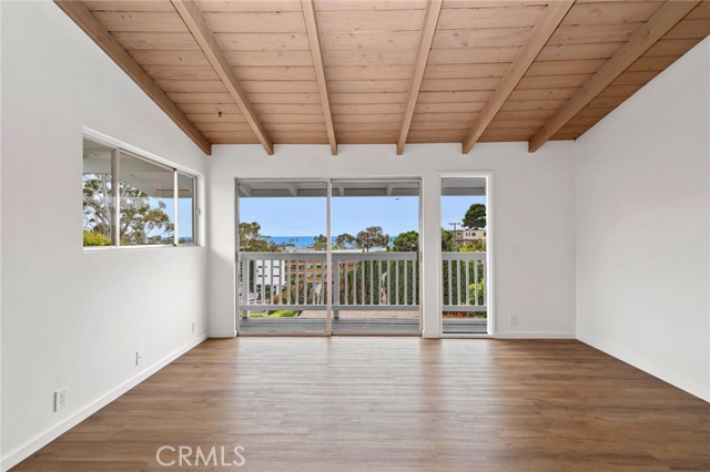Detail Gallery Image 3 of 9 For 135 High Dr, Laguna Beach,  CA 92651 - 2 Beds | 1 Baths