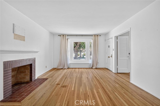 Detail Gallery Image 8 of 37 For 3727 West Bld, Los Angeles,  CA 90016 - 3 Beds | 1/1 Baths