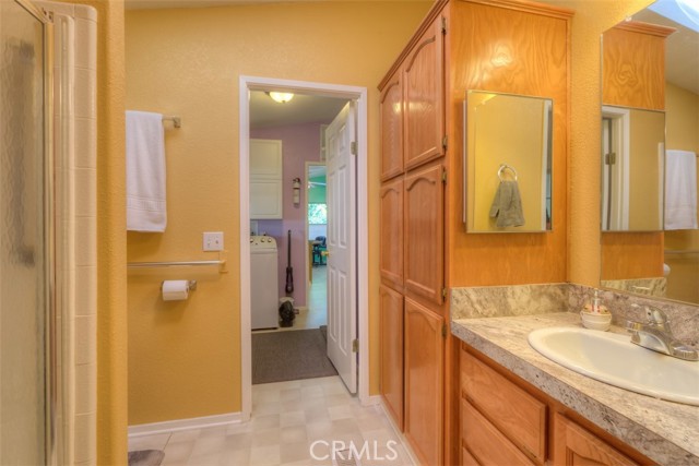 Detail Gallery Image 14 of 18 For 429 Summerwood Pkwy, Oroville,  CA 95966 - 3 Beds | 2 Baths