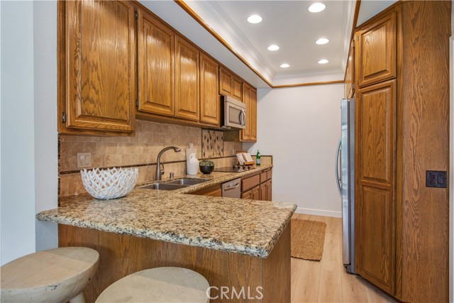 Detail Gallery Image 19 of 48 For 2952 Quedada, Newport Beach,  CA 92660 - 4 Beds | 3 Baths