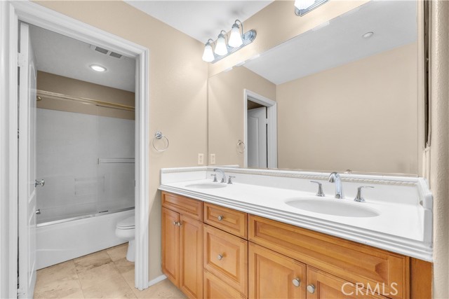 Image 22 of 27 For 284 Tustin Field Drive