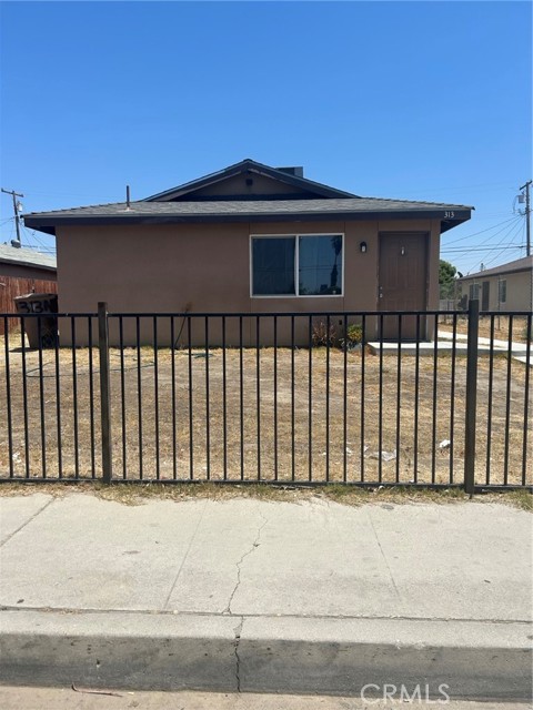 Detail Gallery Image 1 of 1 For 313 Dr Martin Luther King Jr Bld, Bakersfield,  CA 93307 - – Beds | – Baths