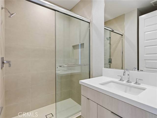 Detail Gallery Image 10 of 10 For 2734 Everly Ct, San Diego,  CA 92108 - 3 Beds | 2/1 Baths