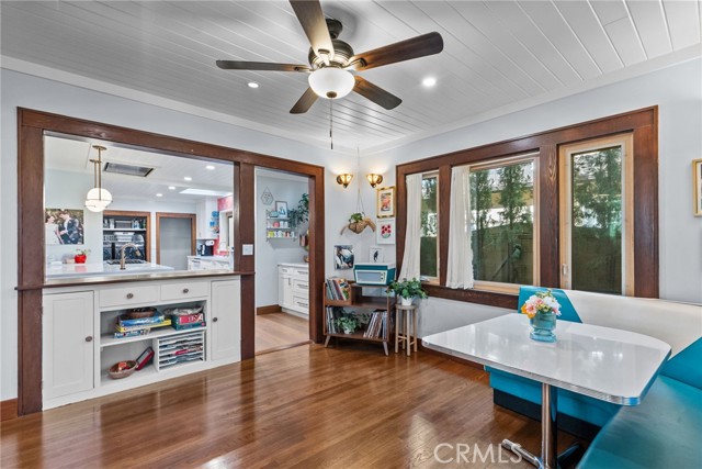 1719 Monte Vista Street, Pasadena CA: https://media.crmls.org/medias/13a28d95-9b48-4544-96b0-1b40b70fea3c.jpg