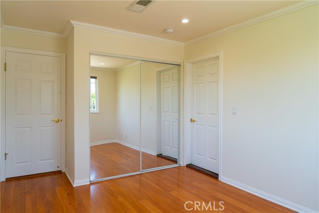 Detail Gallery Image 27 of 39 For 24060 Hatteras St, Woodland Hills,  CA 91367 - 5 Beds | 5 Baths