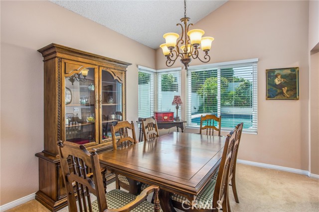 100 Waters Court, Redlands CA: https://media.crmls.org/medias/13a3bbea-c0bb-424a-a52e-9ab61e825aea.jpg